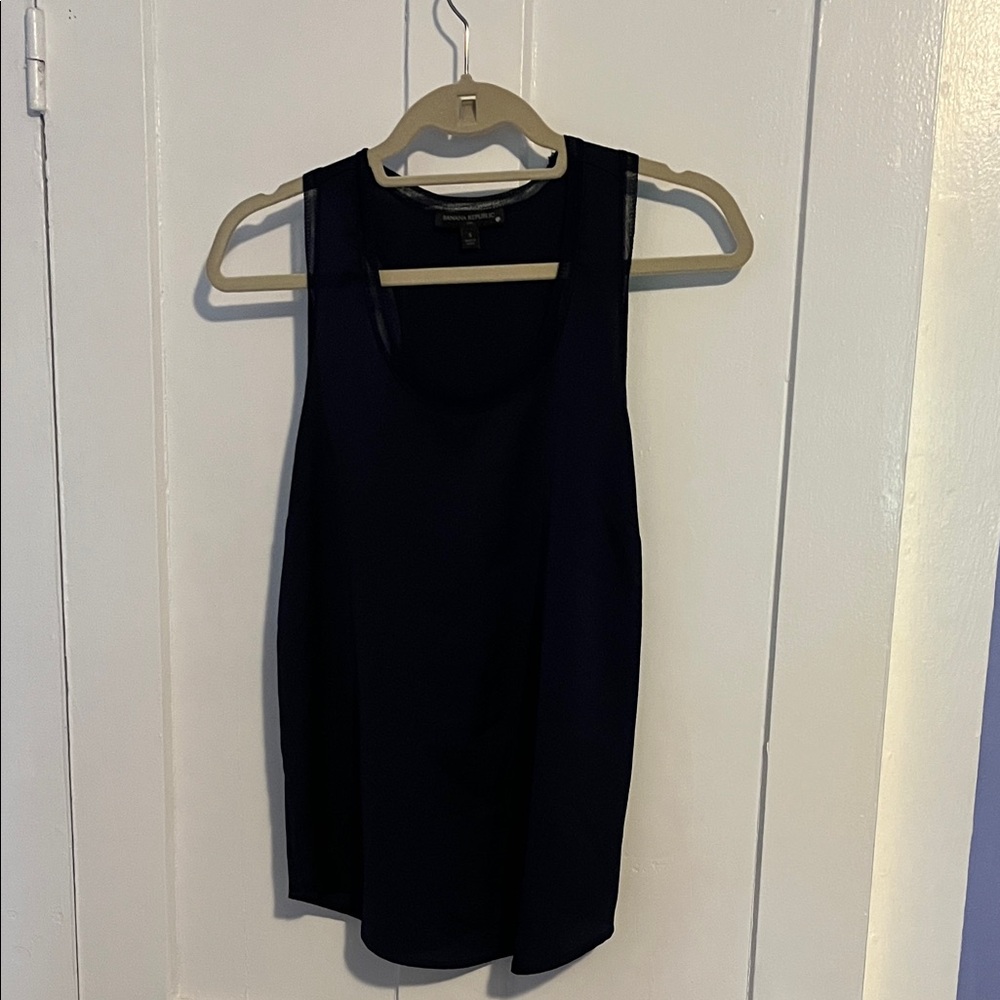 NWOT banana republic elegant T back navy Sleeveless Top